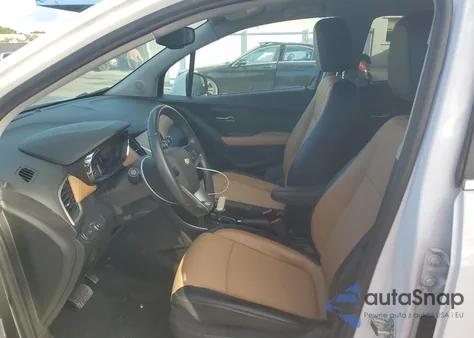 2020 Chevrolet Trax 1Lt z USA, uszkodzony, nr VIN 3GNCJLSBXLL167538